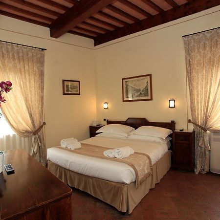מלון סן ג'ימיניאנו Palazzo Mari מראה חיצוני תמונה