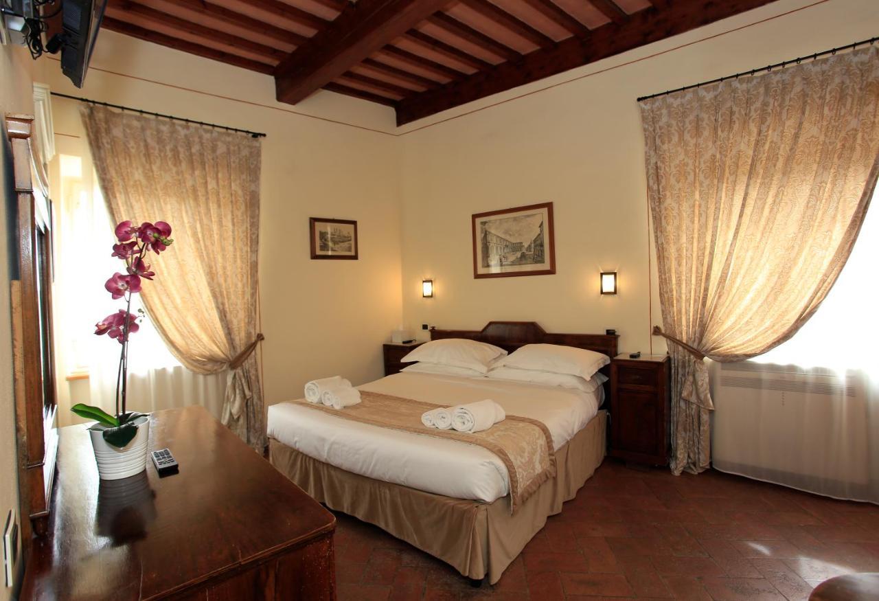 מלון סן ג'ימיניאנו Palazzo Mari מראה חיצוני תמונה